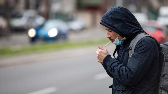 Bursa’da yürürken maskeyi indirip sigara içmek yasaklandı