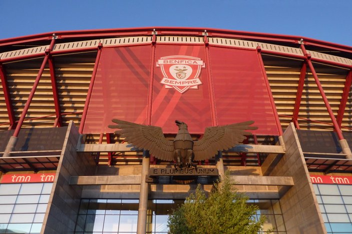 Benfica'ya şike baskını