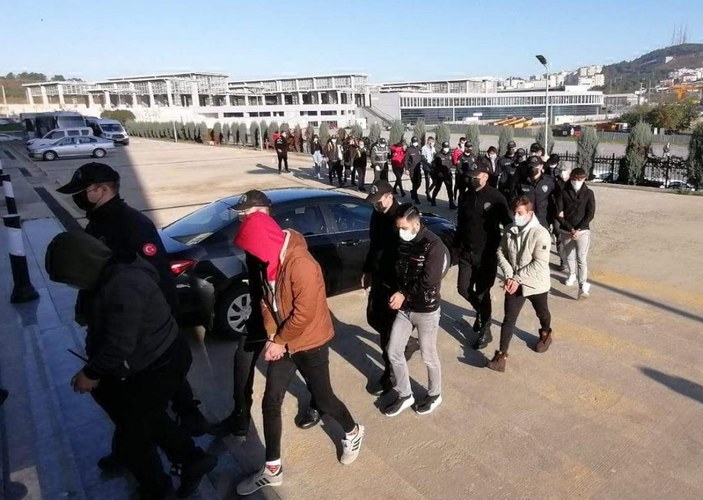 Kocaeli’de sahte alışveriş sitesi dolandırıcılığına 16 tutuklama