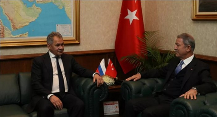 Hulusi Akar, Rus mevkidaşı Sergey Şoygu ile telefonda görüştü
