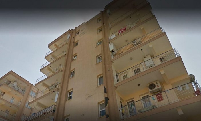 İzmir'deki ‘Yağcıoğlu Sitesi’nde çatlaklar boyayla kapatıldı’ iddiası
