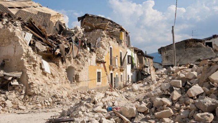12 Kasım 1999 depremi kaç şiddetindeydi? Düzce depreminde kaç kişi öldü?