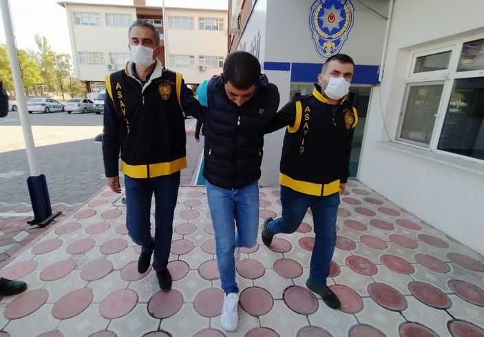 i Aksaray'da market çalışanı, mesai arkadaşı kadını bıçaklayarak öldürdü