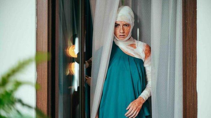 Alev Alev dizisi Çiçek karakteri kimdir? Hazar Ergüçlü kaç yaşında, nereli?