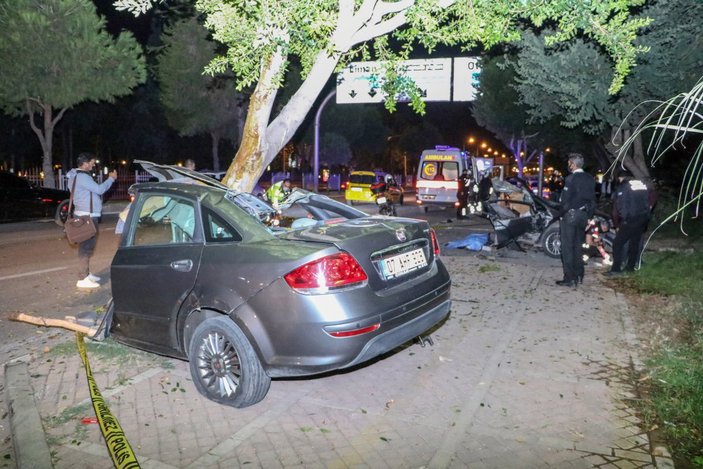 Antalya’da makas atan otomobil ikiye bölündü: 1 ölü, 1 yaralı