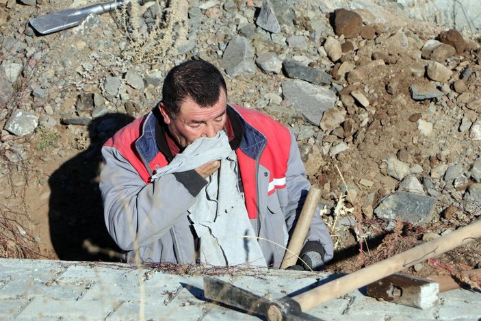 Erzurum'da toprak donması nedeniyle kış öncesi 800 mezar kazılıyor