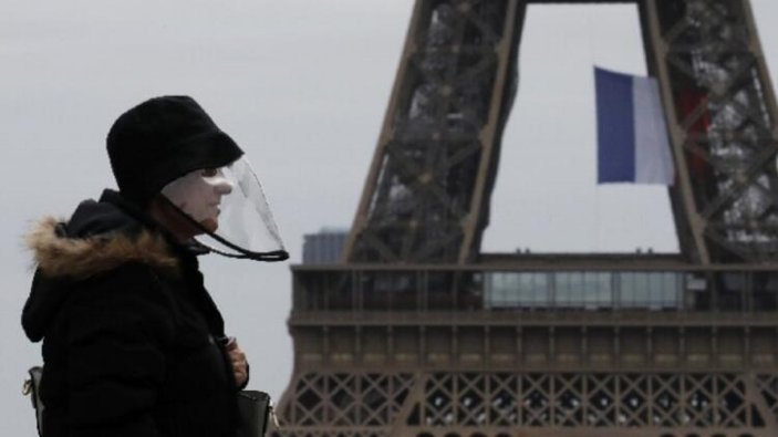 Fransa'da 24 saatte 418 kişi koronadan hayatını kaybetti
