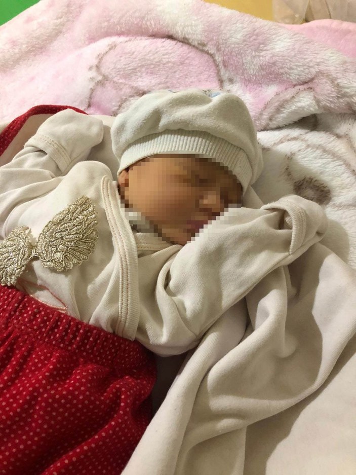 Samsun'da, 3 günlük bebeğini tuvalete bırakan kadın gözaltına alındı