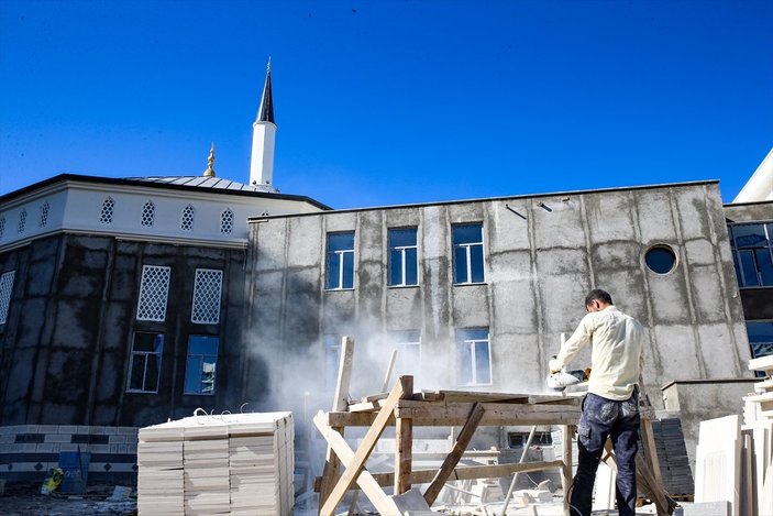 HDP'li belediyenin yapımını engellemeye çalıştığı camiler önümüzdeki yıl ibadete açılıyor