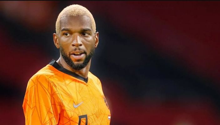Babel, koronavirüs şüphesiyle Hollanda Milli Takımı'nın kadrosundan çıkarıldı