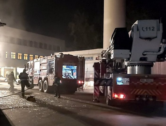 Romanya'da koronavirüs hastalarının olduğu hastanede yangın: 10 ölü