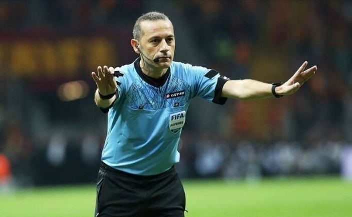 Cüneyt Çakır, Çekya-Slovakya maçını yönetecek