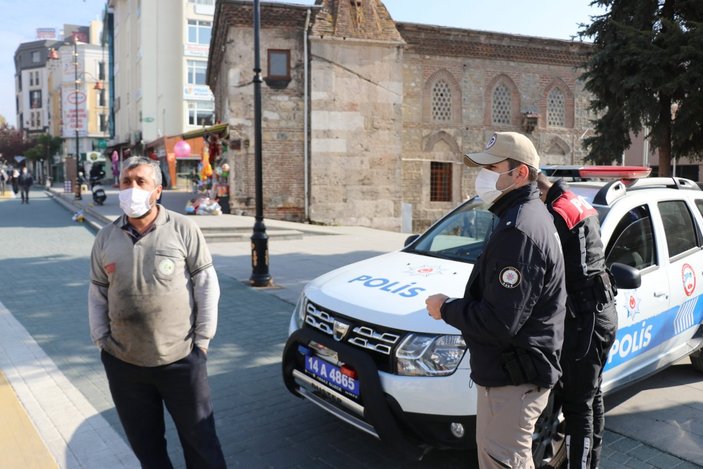 Bolu’da polis ile vatandaşın maske tartışması