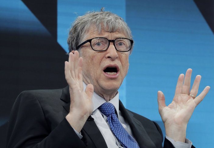 Bill Gates, maske takmayanları nüdistlere benzetti