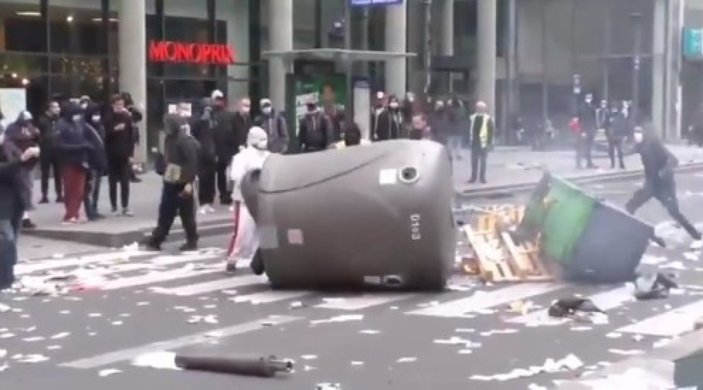 Fransa'da karantina protestosu