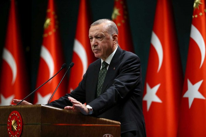 Cumhurbaşkanı Erdoğan: Yüksek faize yatırımcımızı ezdirmememiz gerekiyor