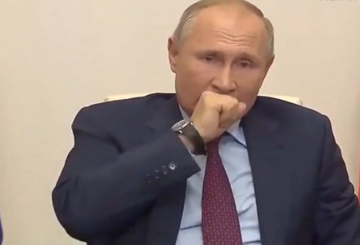 Vladimir Putin, toplantıda öksürük krizine girdi