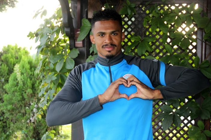 Baiano: Futbolu Türkiye'de bırakmak istiyorum