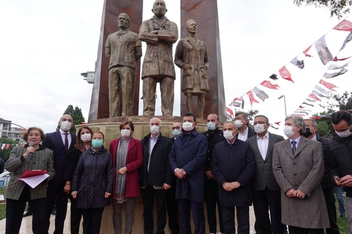 CHP'nin maskeli heykeli tepki topladı
