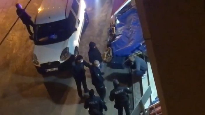 Bursa'da kısıtlamayı ihlal eden şahıs polislere zorluk çıkardı