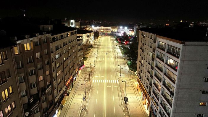 Sokağa çıkma yasağı yeniden başladı