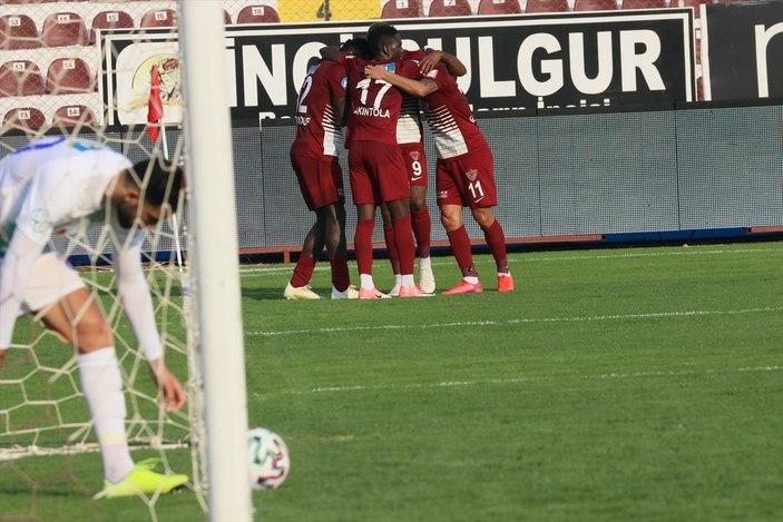 Hatayspor 90+7'de beraberliği kurtardı