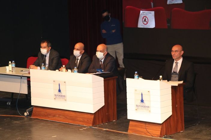 a İzmir'de suya yüzde 15 zam