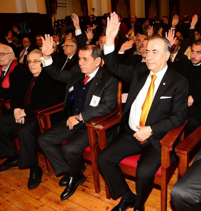 Galatasaray'da başkanlık seçimine koronavirüs engeli