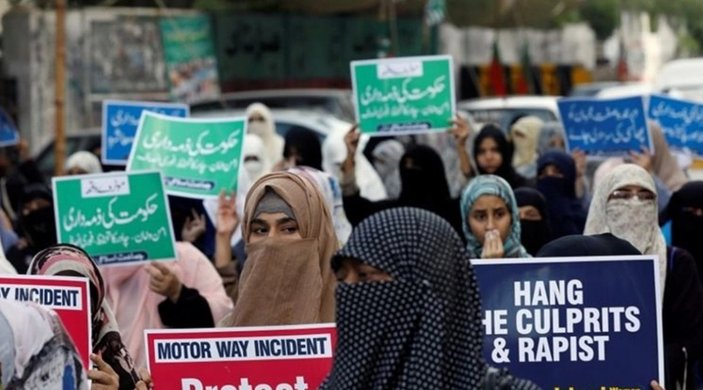 Pakistan, tecavüz suçlularına hadım kararı getirdi
