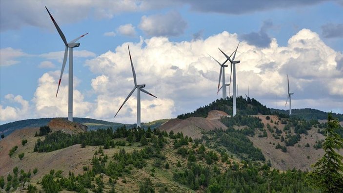Rüzgar enerjisi elektrik üretiminde daha çok yer alıyor