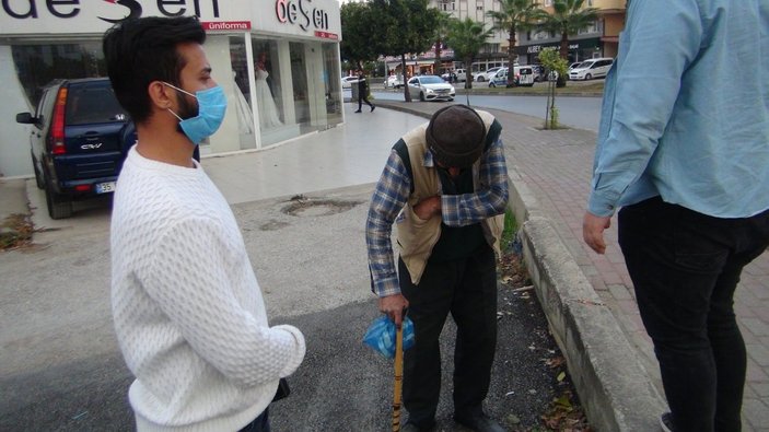Antalya'da engelli dilenciler, polisi görünce bastonları bıraktı
