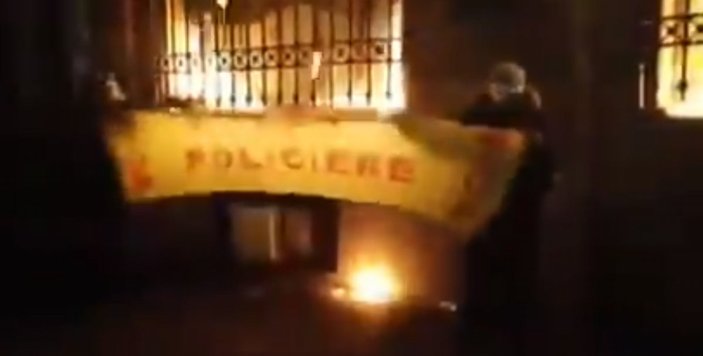 Fransa’da 'Küresel Güvenlik' yasası ve polis şiddeti protestosu