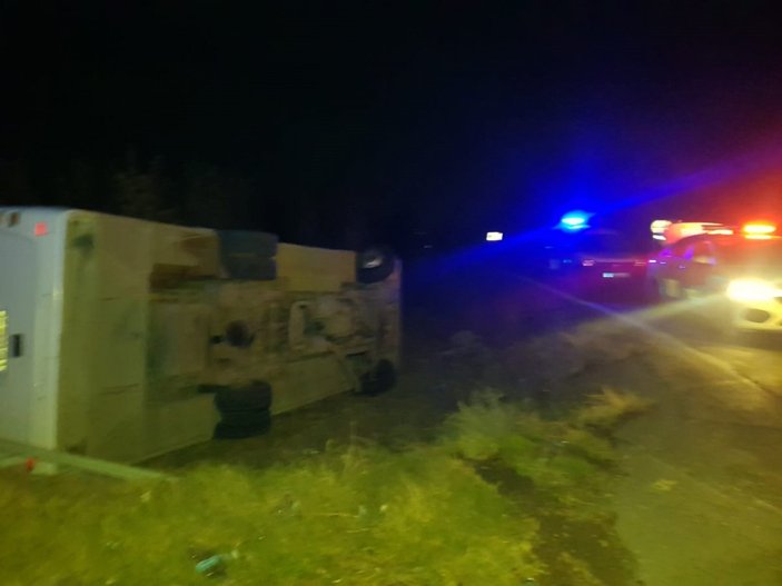 Mersin’de polis midibüsü şarampole devrildi: 1 şehit, 4 yaralı