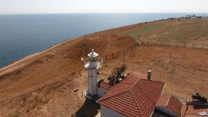 Tekirdağ'daki fener, 159 yıldır denize ışık tutuyor