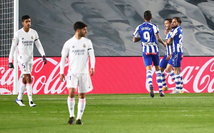 Real Madrid'de alarm: 3. yenilgi ve Hazard da sakatlandı