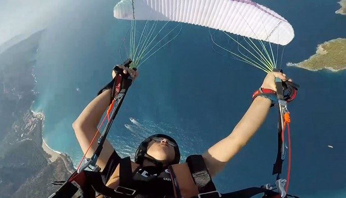 Antalya'da en genç akrobasi pilotu destek bekliyor