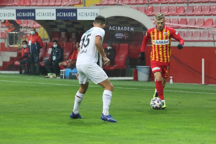 Kayserispor, sahasında Karagümrük ile 0-0 berabere kaldı