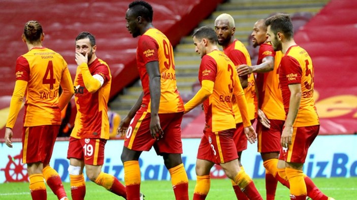 Galatasaray: 4 futbolcunun testi negatif çıktı