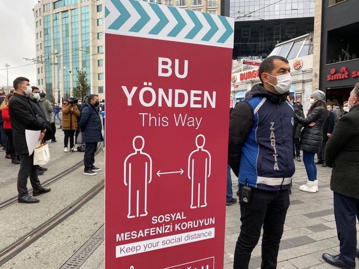 İstiklal Caddesi'ne giriş yasaklandı mı? İstiklal Caddesi'ne girişler nasıl olacak, kaç kişi alınacak?