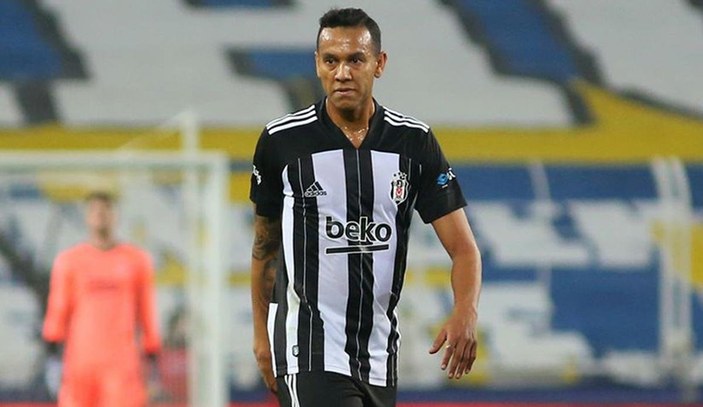 Josef de Souza, Kasımpaşa maçı kadrosundan çıkarıldı