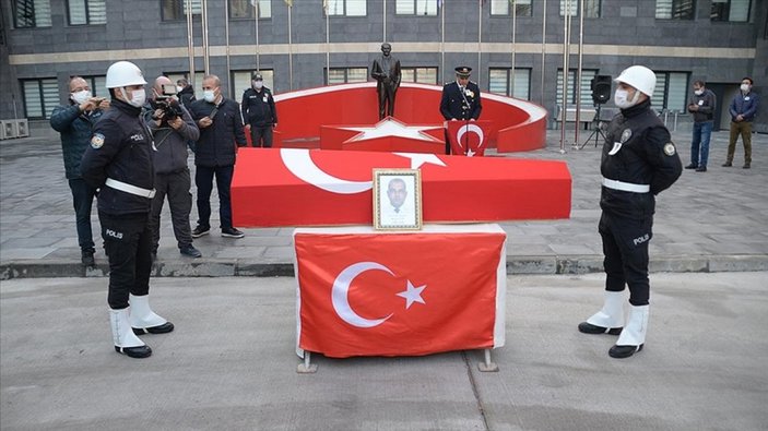 Cumhurbaşkanı Erdoğan'dan, şehit Polis Barış Göl'ün ailesine başsağlığı mesajı