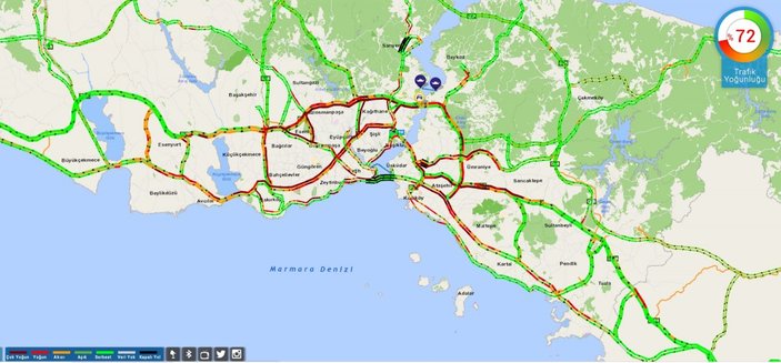 İstanbul'da hafta sonu kısıtlaması öncesi trafikte yoğunluk