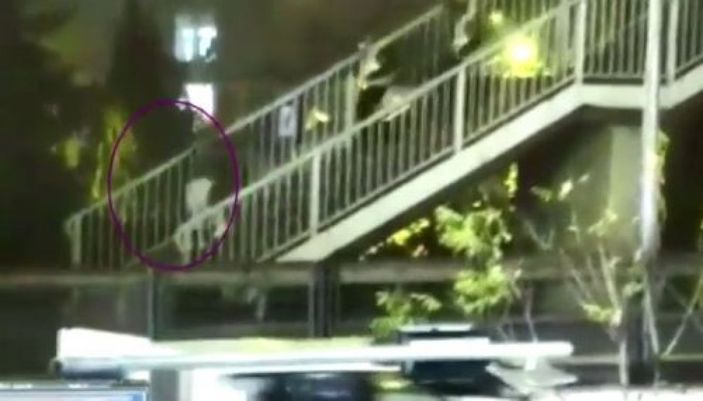 Bayrampaşa'da belediye işçisi kılığına giren polisten zehir tacirlerine suçüstü