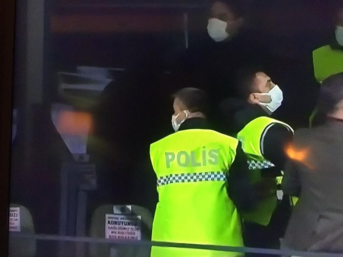 Denizlispor-Fenerbahçe maçında protokolde kavga çıktı