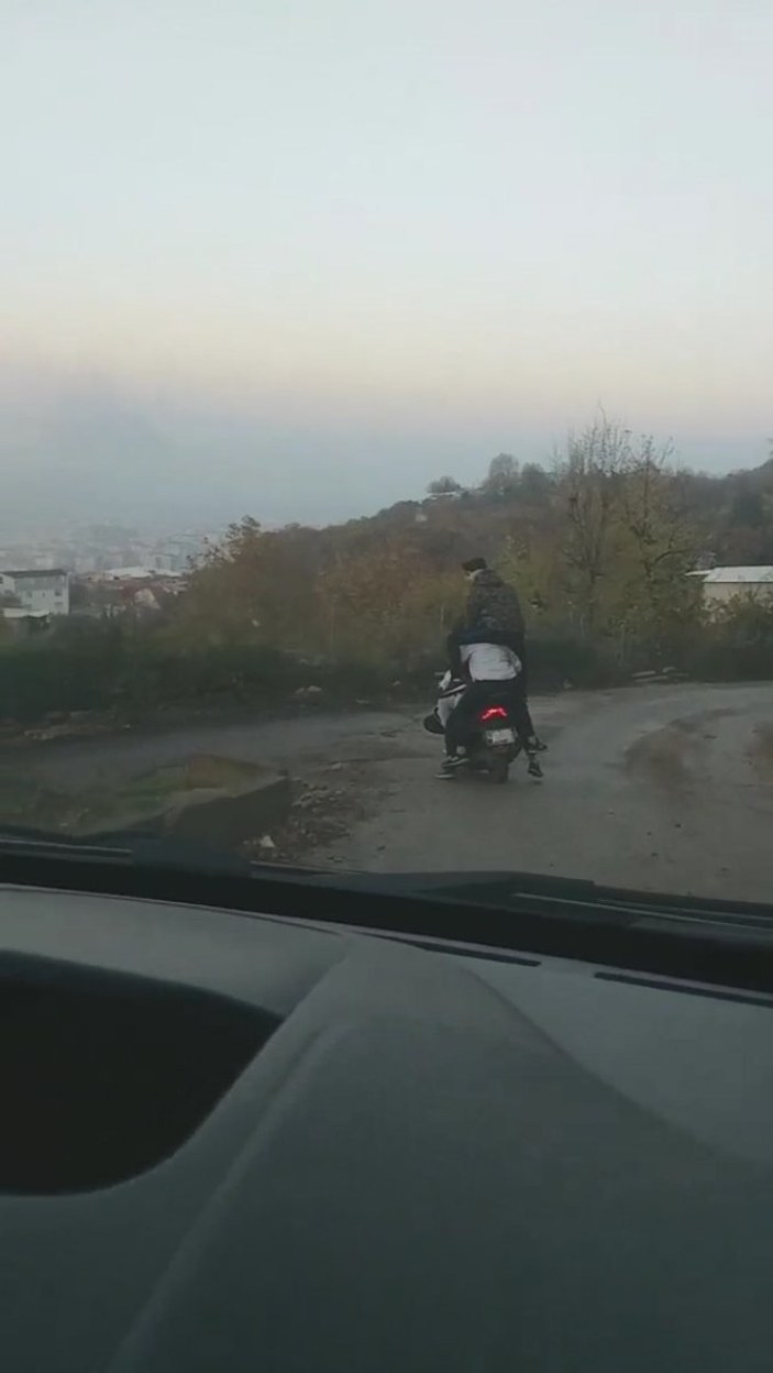 Bursa'da kısıtlamayı ihlal edip, 6 kişi motosiklete bindiler