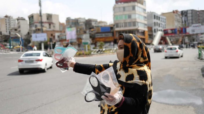 İran: ABD yaptırımları nedeniyle koronavirüs aşısı alamadık