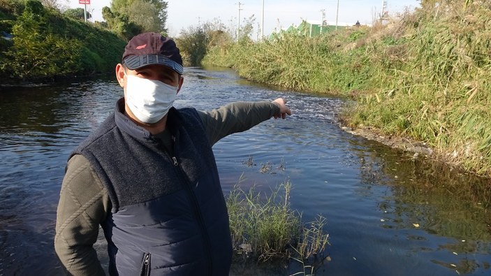 Bursa'da fabrika atıkları suları kirletiyor