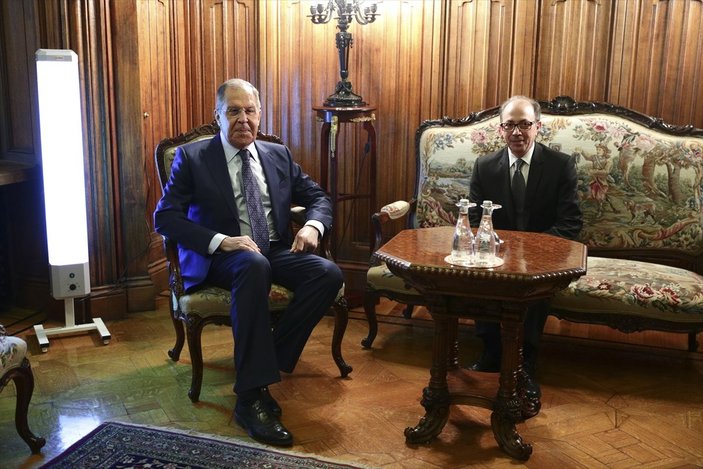 Sergey Lavrov, Ermeni mevkidaşıyla Moskova'da görüştü