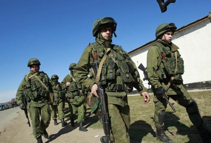 BM: Rusya, askeri güçlerini Kırım'dan bir an önce çeksin