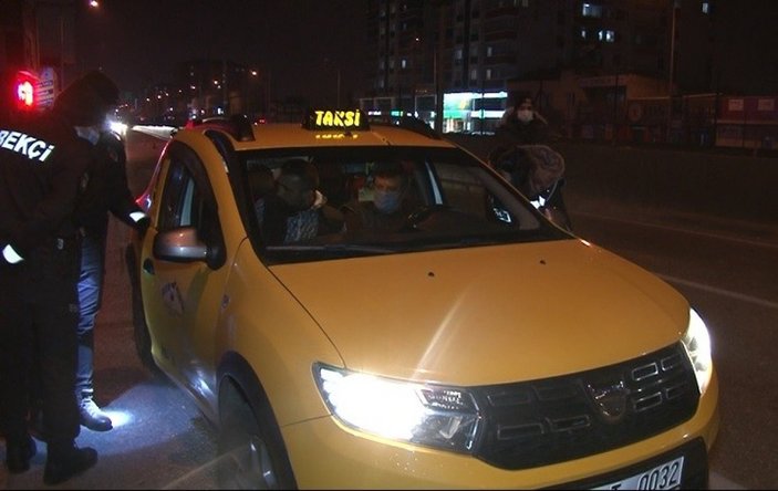 Bursa'da kısıtlamaya rağmen taksiyle evine giden kişiye 3 bin 150 lira ceza